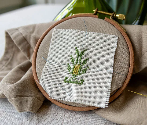 Avlea Embroidery Kits