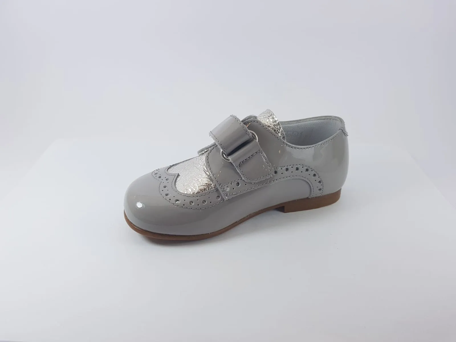 Beberlis Patent Grey Velcro Dress Shoe