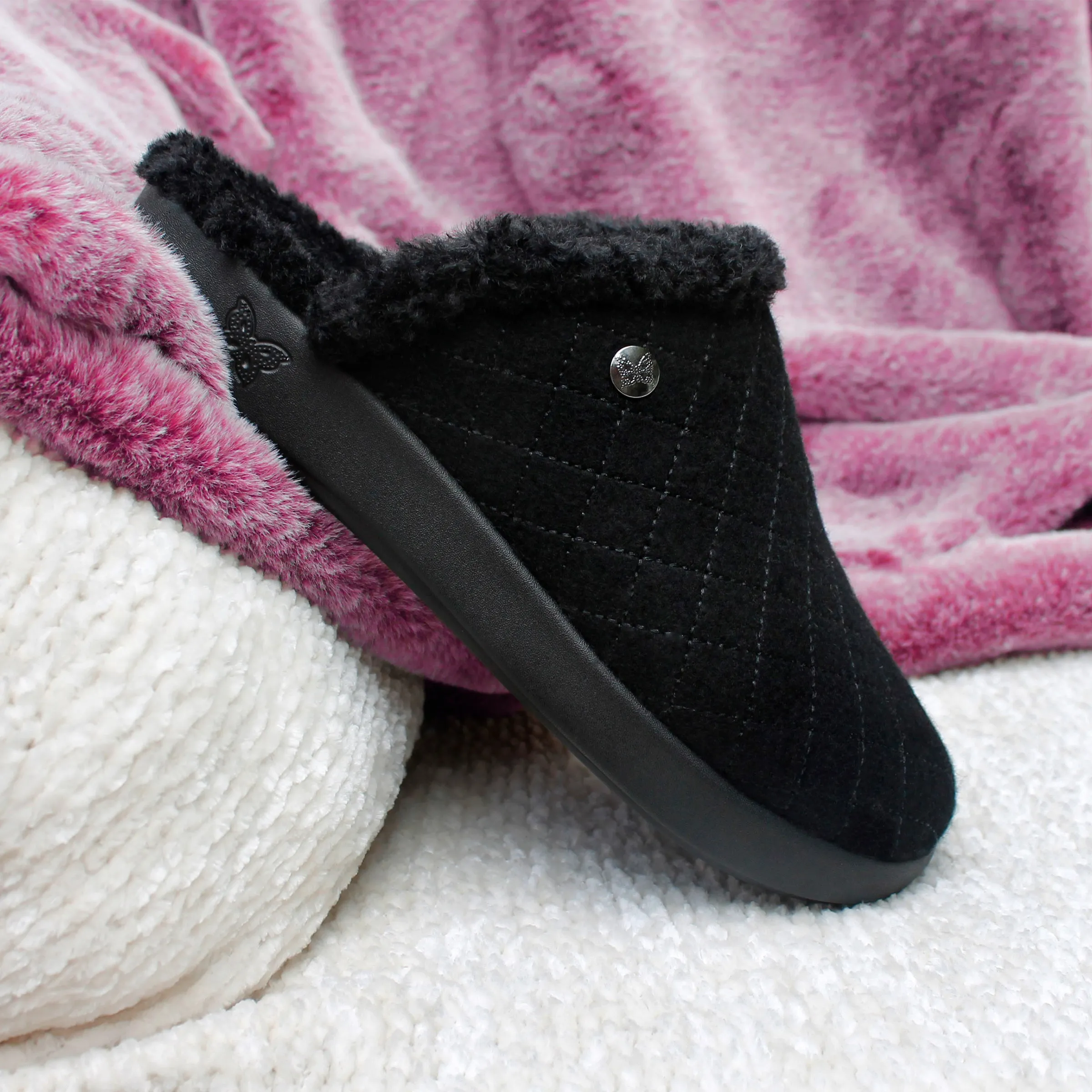 Comfee Onyx Slipper