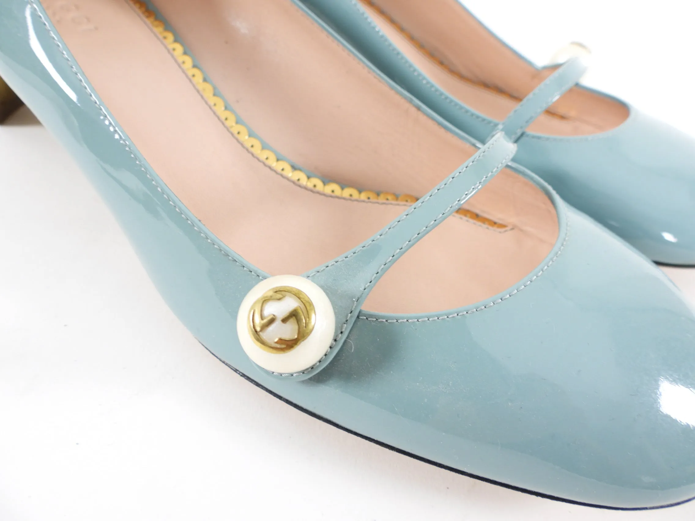 Gucci Blue Patent Arielle Pumps with Pearl and Gold Heel - 40