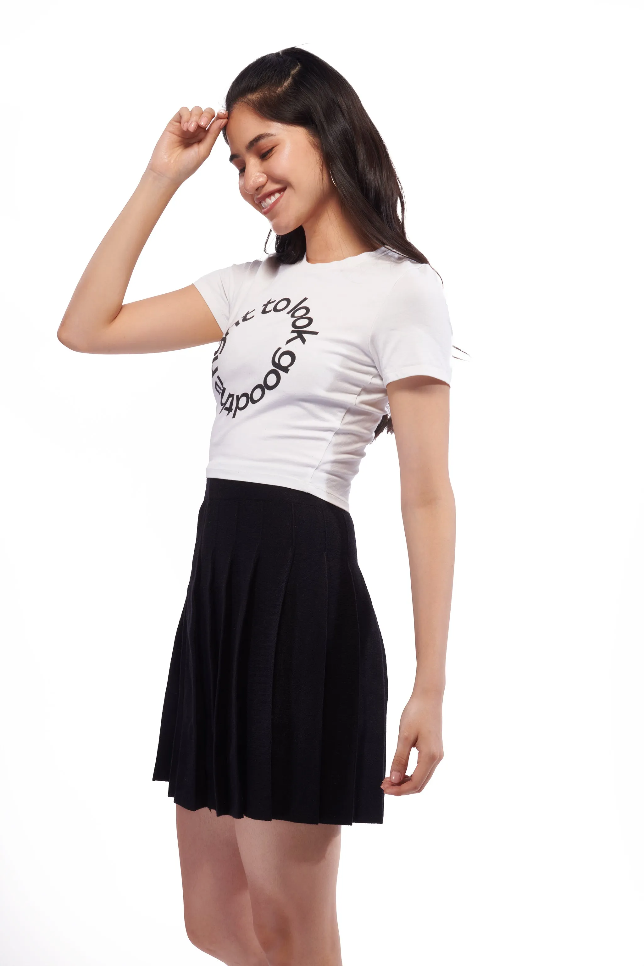 Right To Look Good Graphic Crop Tee